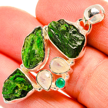 Chrome Diopside Pendants handcrafted by Ana Silver Co - PD31356