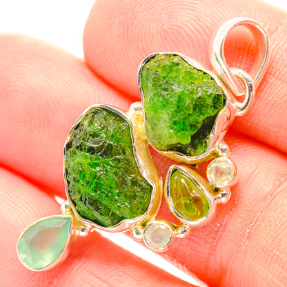 Chrome Diopside Pendants handcrafted by Ana Silver Co - PD31892