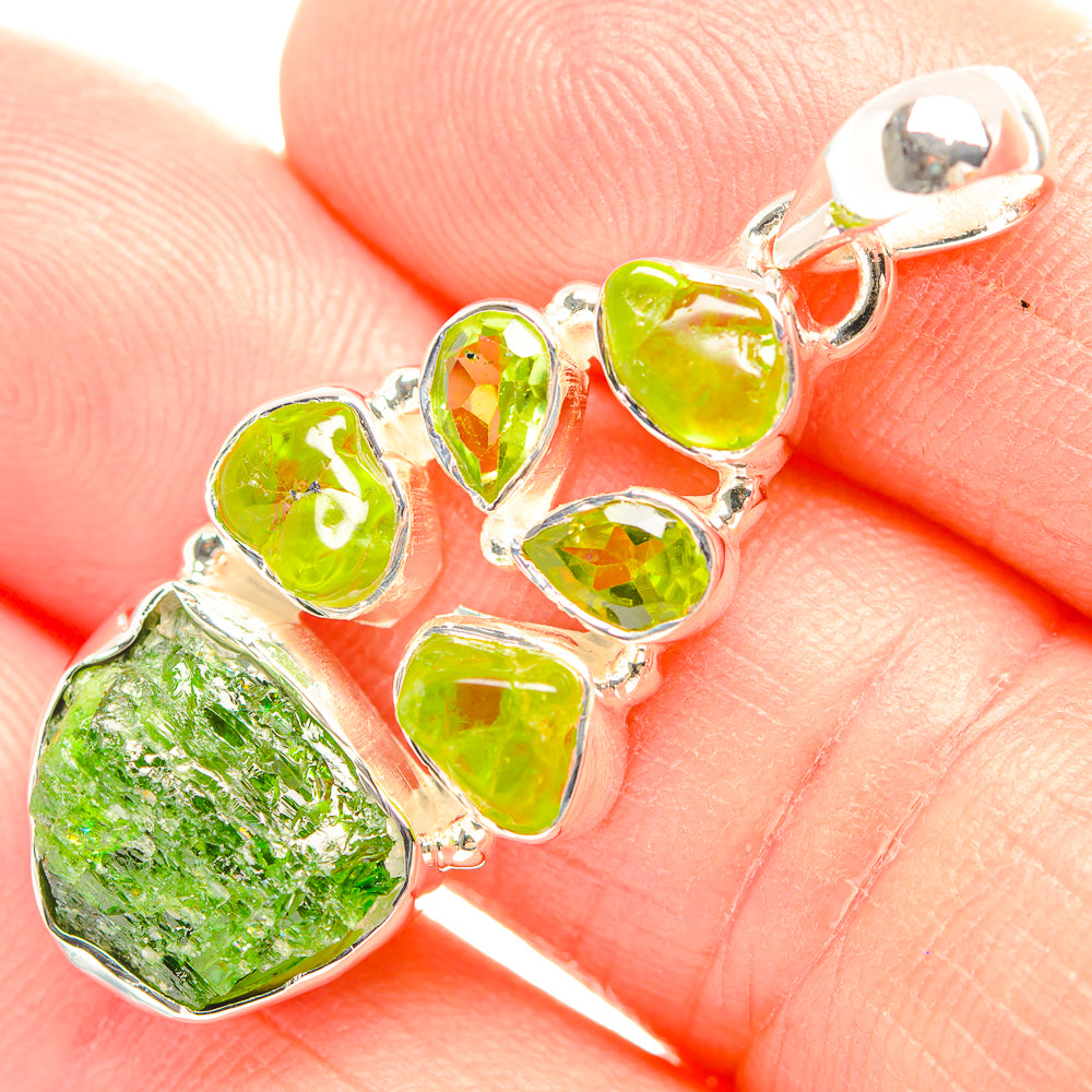 Chrome Diopside Pendants handcrafted by Ana Silver Co - PD32139