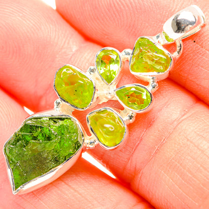 Chrome Diopside Pendants handcrafted by Ana Silver Co - PD32146