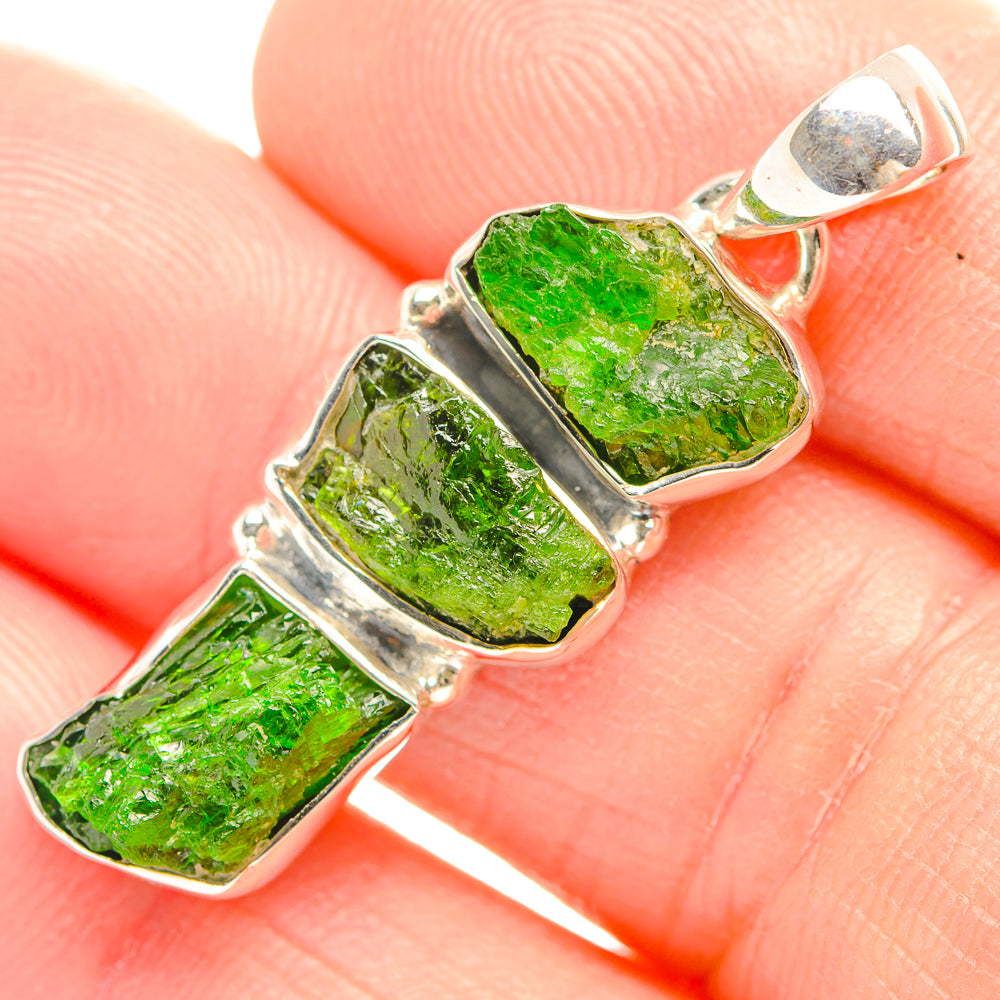 Chrome Diopside Pendants handcrafted by Ana Silver Co - PD32158