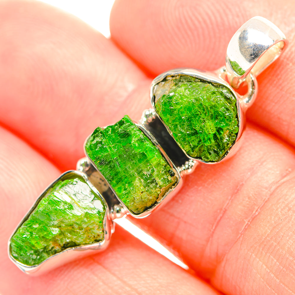 Chrome Diopside Pendants handcrafted by Ana Silver Co - PD32198