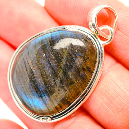 Labradorite Pendants handcrafted by Ana Silver Co - PD32239