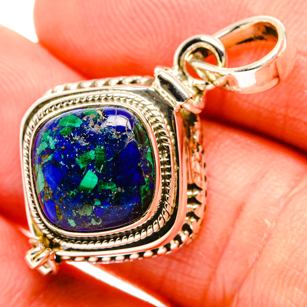 Lapis lazuli pendant in 925 sterling silver, round blue stone with green flecks, ornate bezel