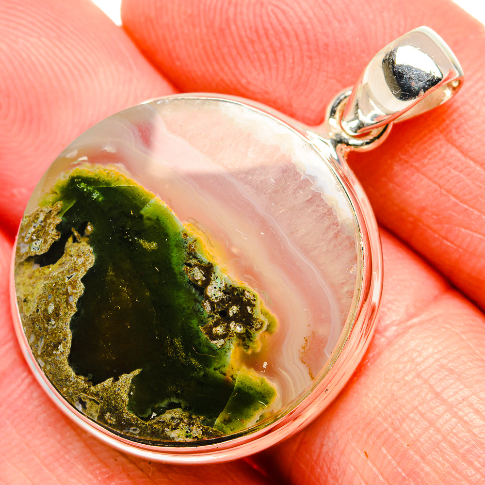 925 sterling silver plume agate pendant with round cabochon and hinged bail