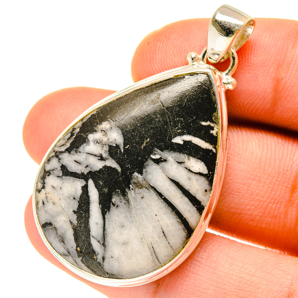 Chrysanthemum Stone Pendants handcrafted by Ana Silver Co - PD3377