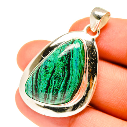 Malachite Pendants handcrafted by Ana Silver Co - PD3409