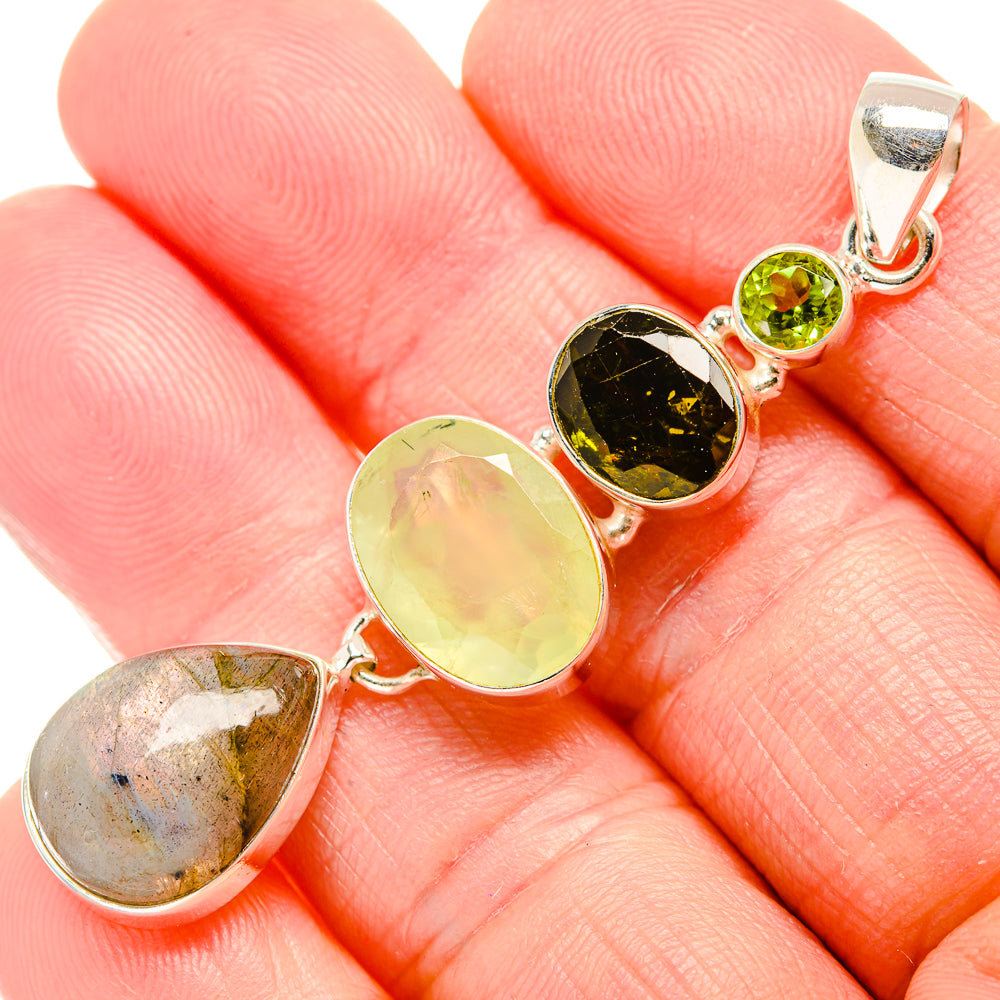 Labradorite Pendants handcrafted by Ana Silver Co - PD34233