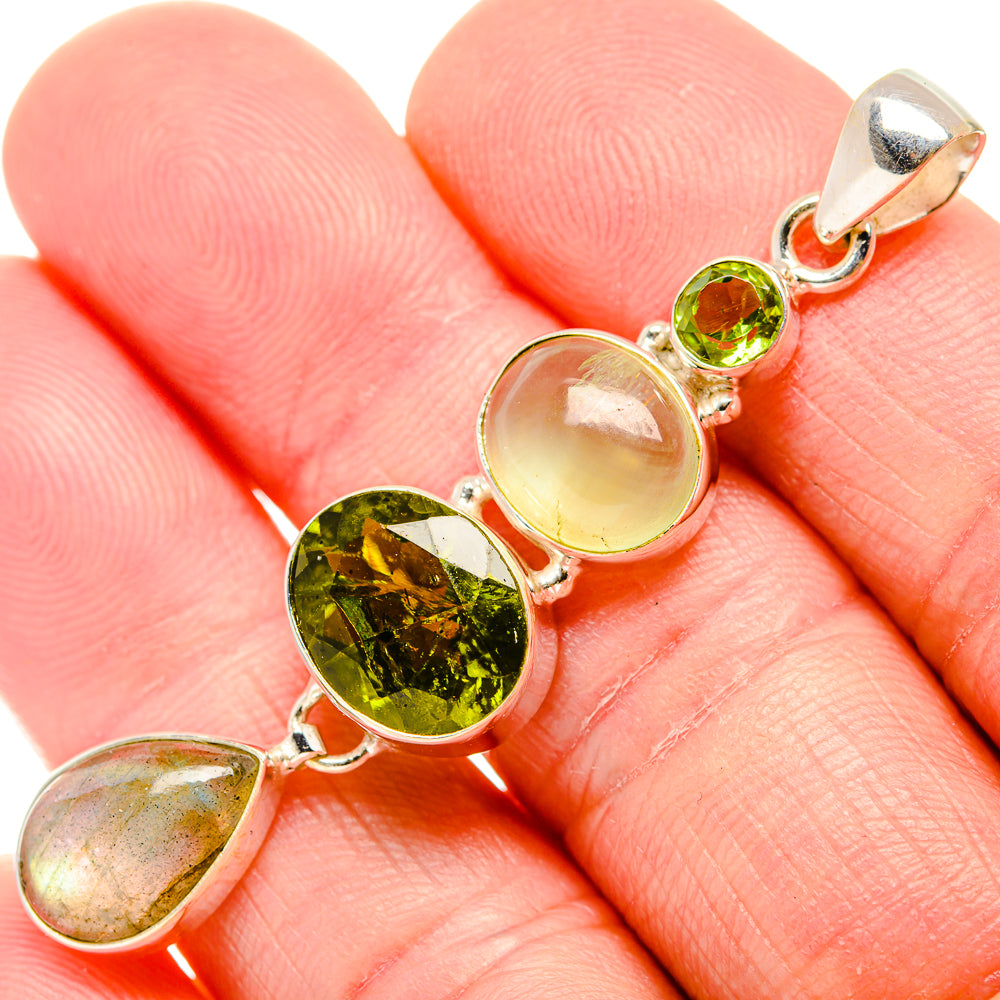 Labradorite Pendants handcrafted by Ana Silver Co - PD34245