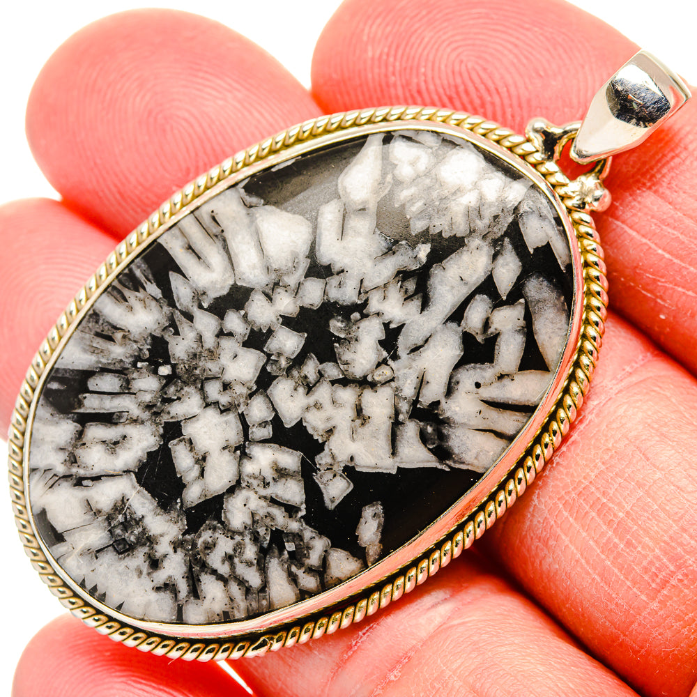 Chrysanthemum Stone Pendants handcrafted by Ana Silver Co - PD34391