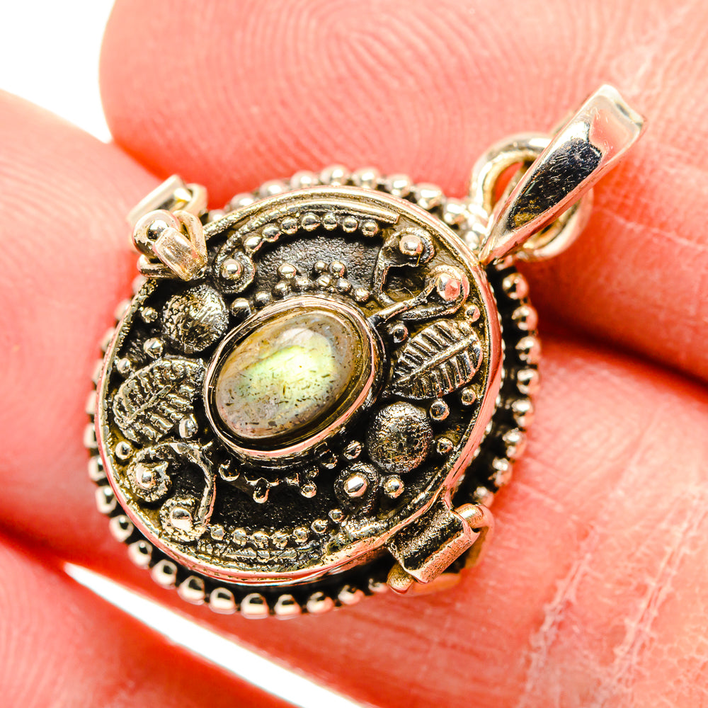 Labradorite Pendants handcrafted by Ana Silver Co - PD34485