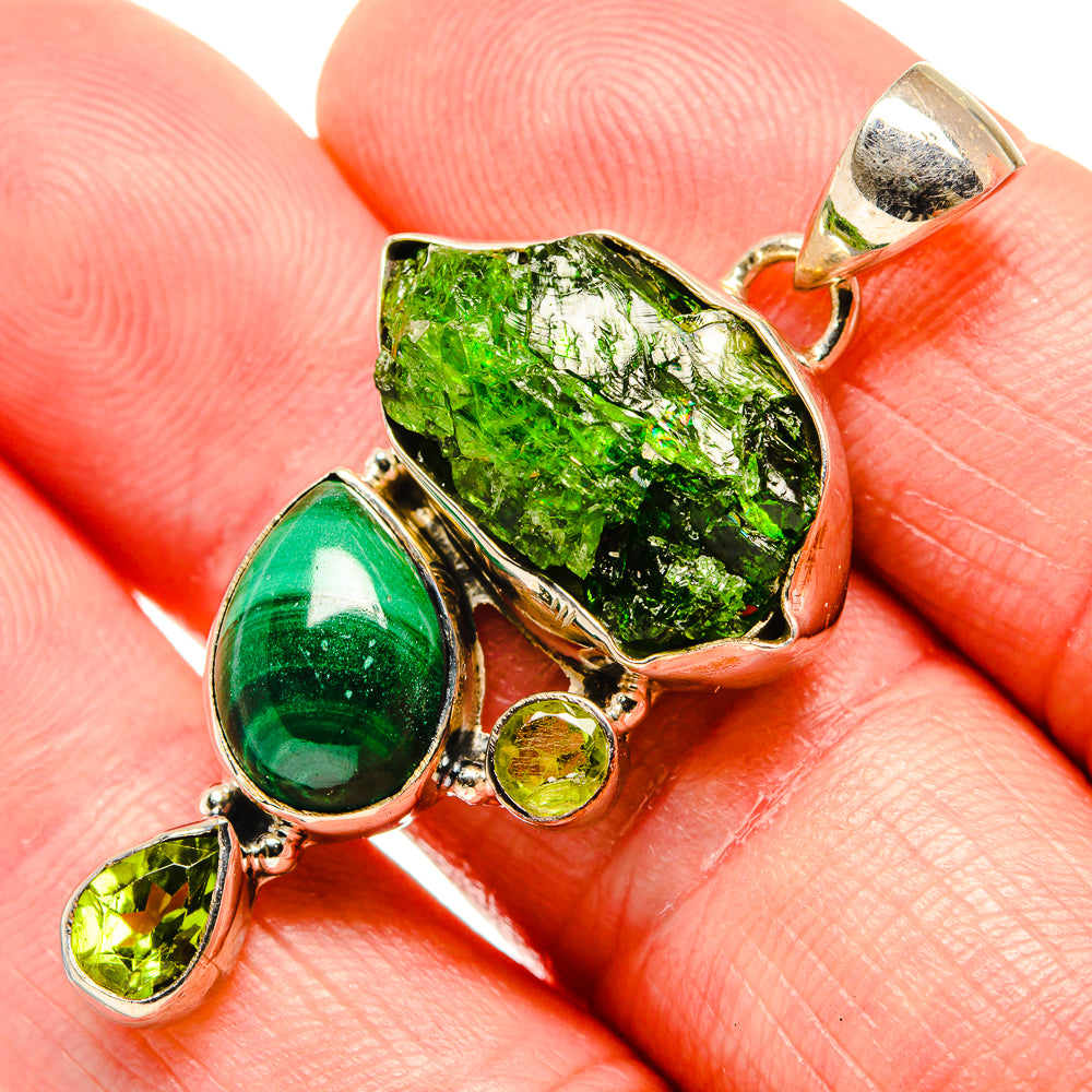 Chrome Diopside Pendants handcrafted by Ana Silver Co - PD34662