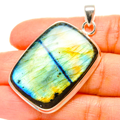 Labradorite Pendants handcrafted by Ana Silver Co - PD35150