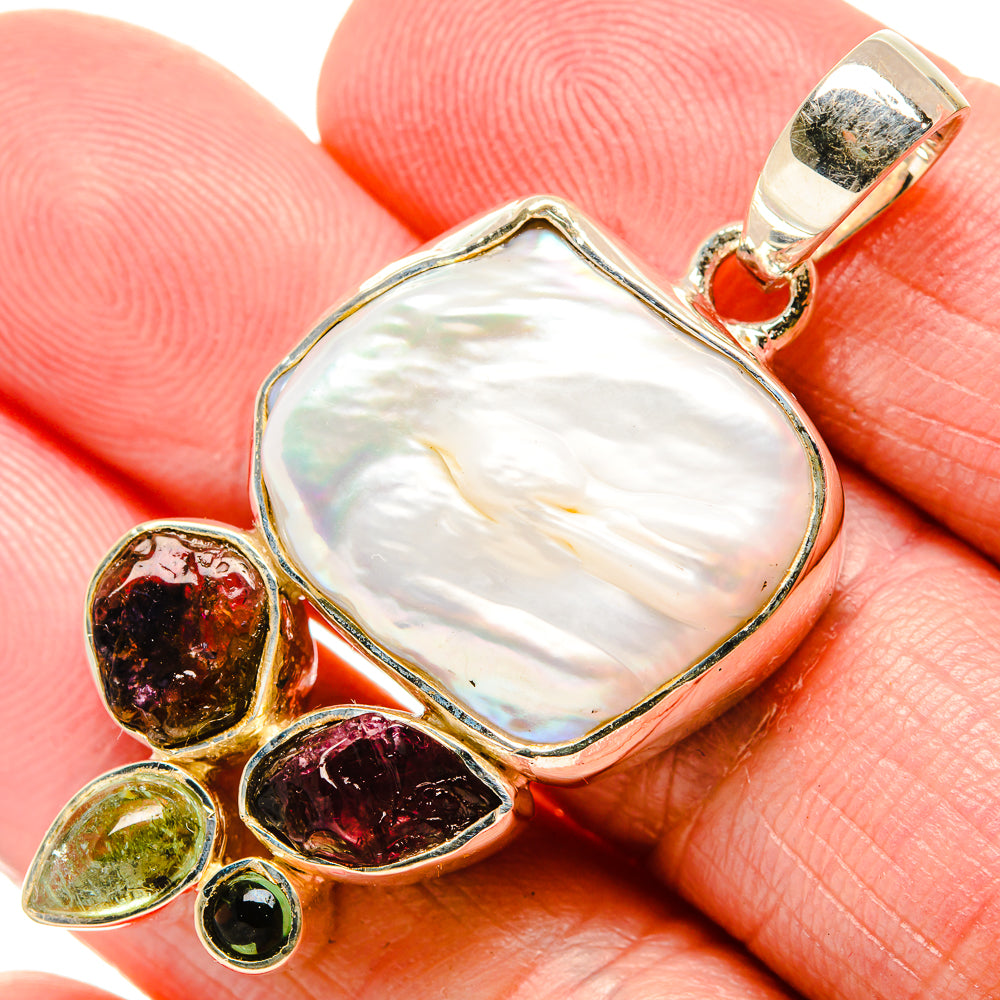 Mother Of Pearl Pendants handcrafted by Ana Silver Co - PD35634