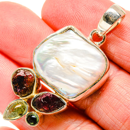 Mother Of Pearl Pendants handcrafted by Ana Silver Co - PD35634
