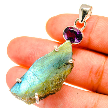 Labradorite Pendants handcrafted by Ana Silver Co - PD3584