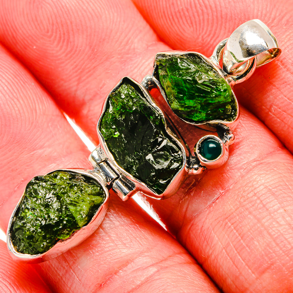 Chrome Diopside Pendants handcrafted by Ana Silver Co - PD35874