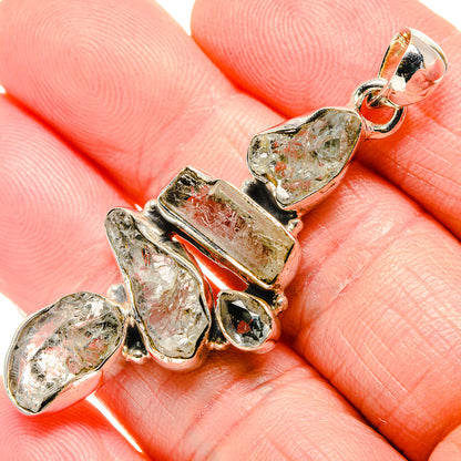 925 sterling silver pendant with rough green amethyst and white quartz cluster