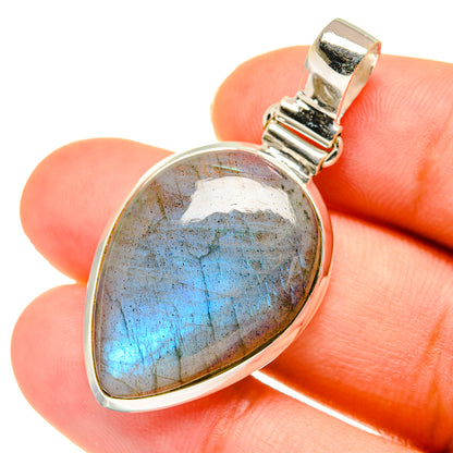 Labradorite Pendants handcrafted by Ana Silver Co - PD3627
