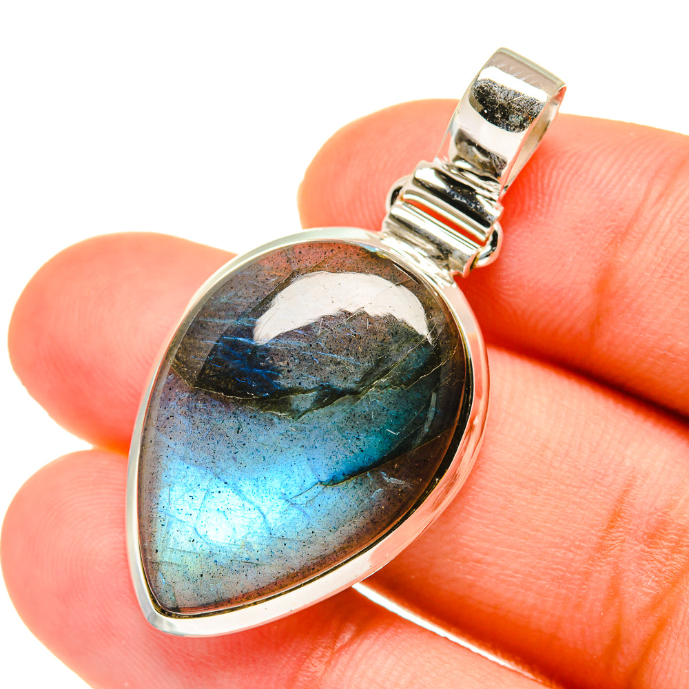 Labradorite Pendants handcrafted by Ana Silver Co - PD3628