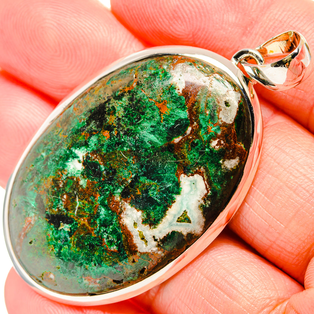 Teardrop malachite pendant in sterling silver, green stone with white veining