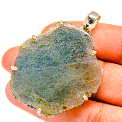 Labradorite Pendants handcrafted by Ana Silver Co - PD3740