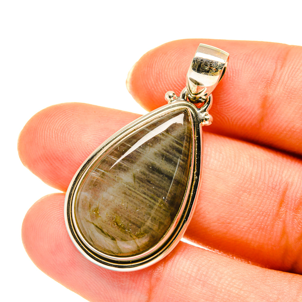 Labradorite Pendants handcrafted by Ana Silver Co - PD3797