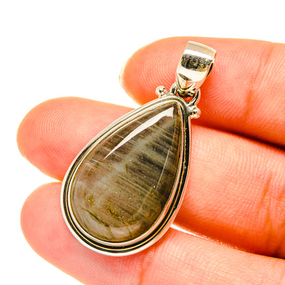 Labradorite Pendants handcrafted by Ana Silver Co - PD3797