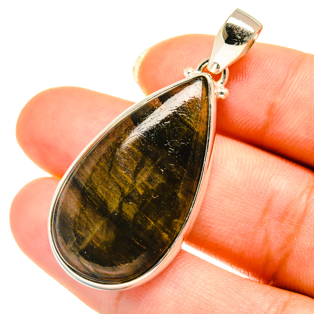 Labradorite Pendants handcrafted by Ana Silver Co - PD3945