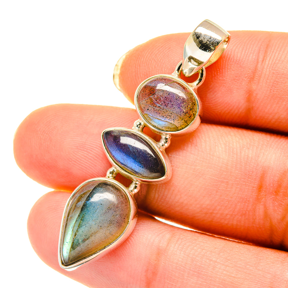 Labradorite Pendants handcrafted by Ana Silver Co - PD4015