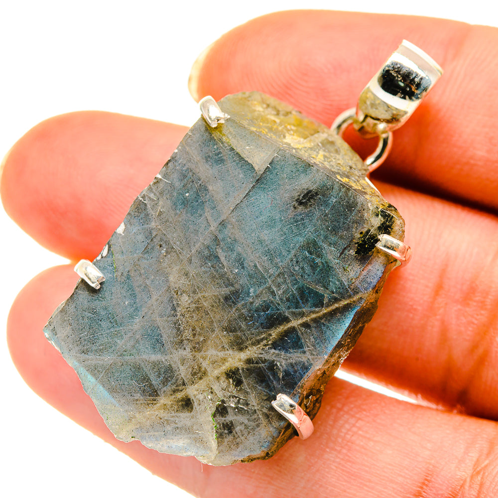 Labradorite Pendants handcrafted by Ana Silver Co - PD4100
