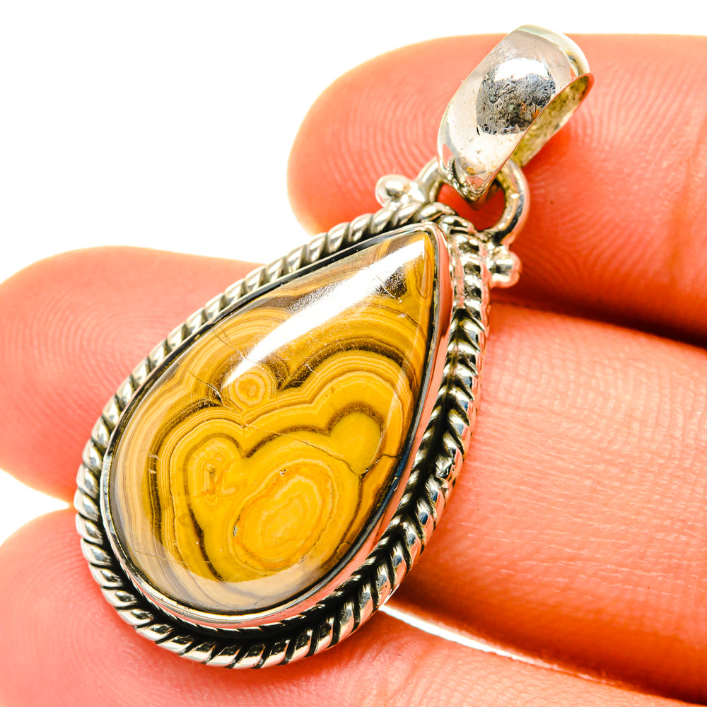 Schalenblende Pendants handcrafted by Ana Silver Co - PD4223