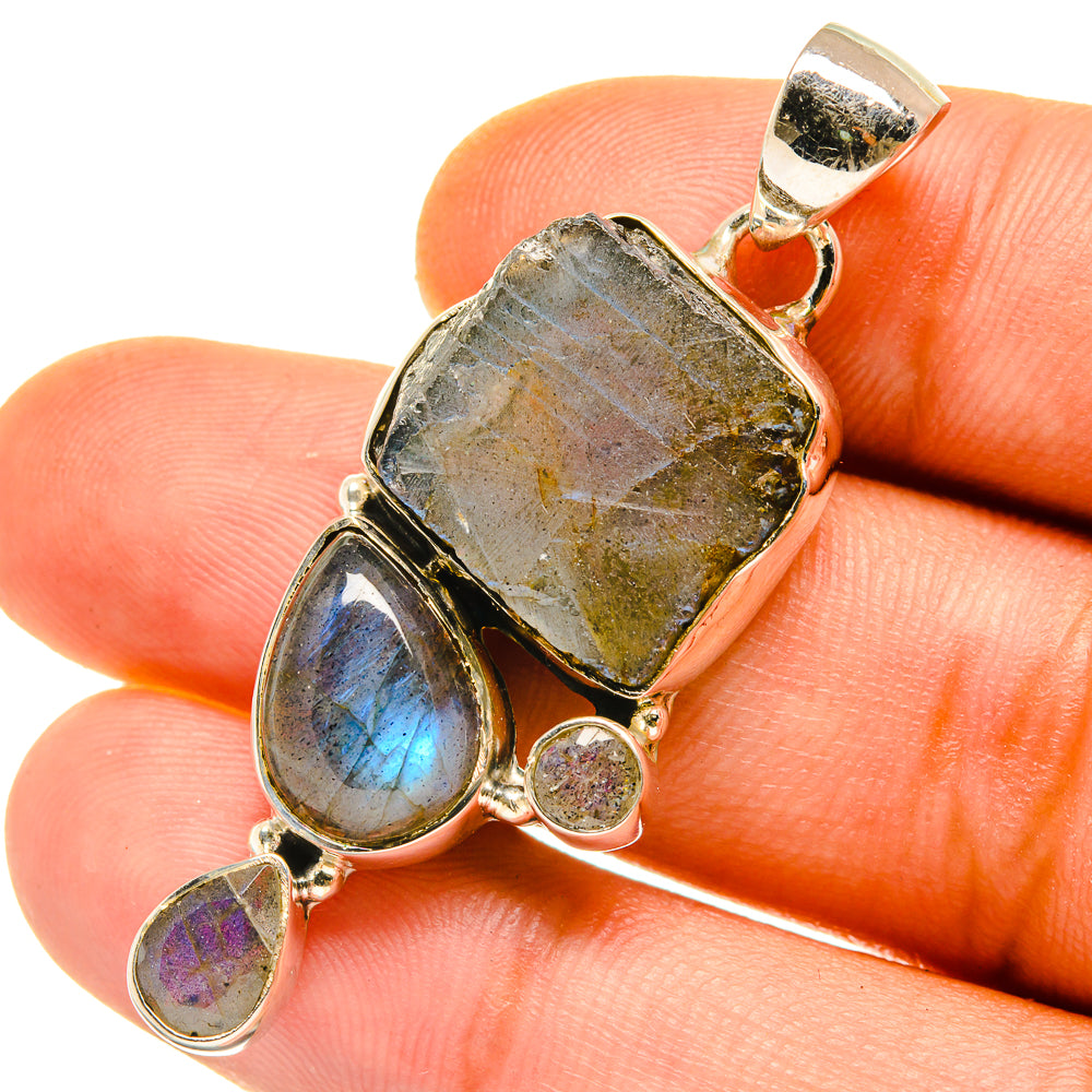 Labradorite Pendants handcrafted by Ana Silver Co - PD4330