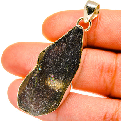 Labradorite Pendants handcrafted by Ana Silver Co - PD4334