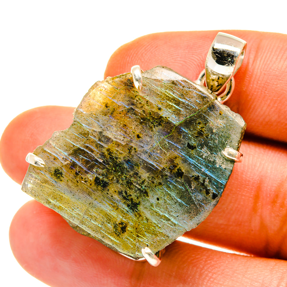 Labradorite Pendants handcrafted by Ana Silver Co - PD4336