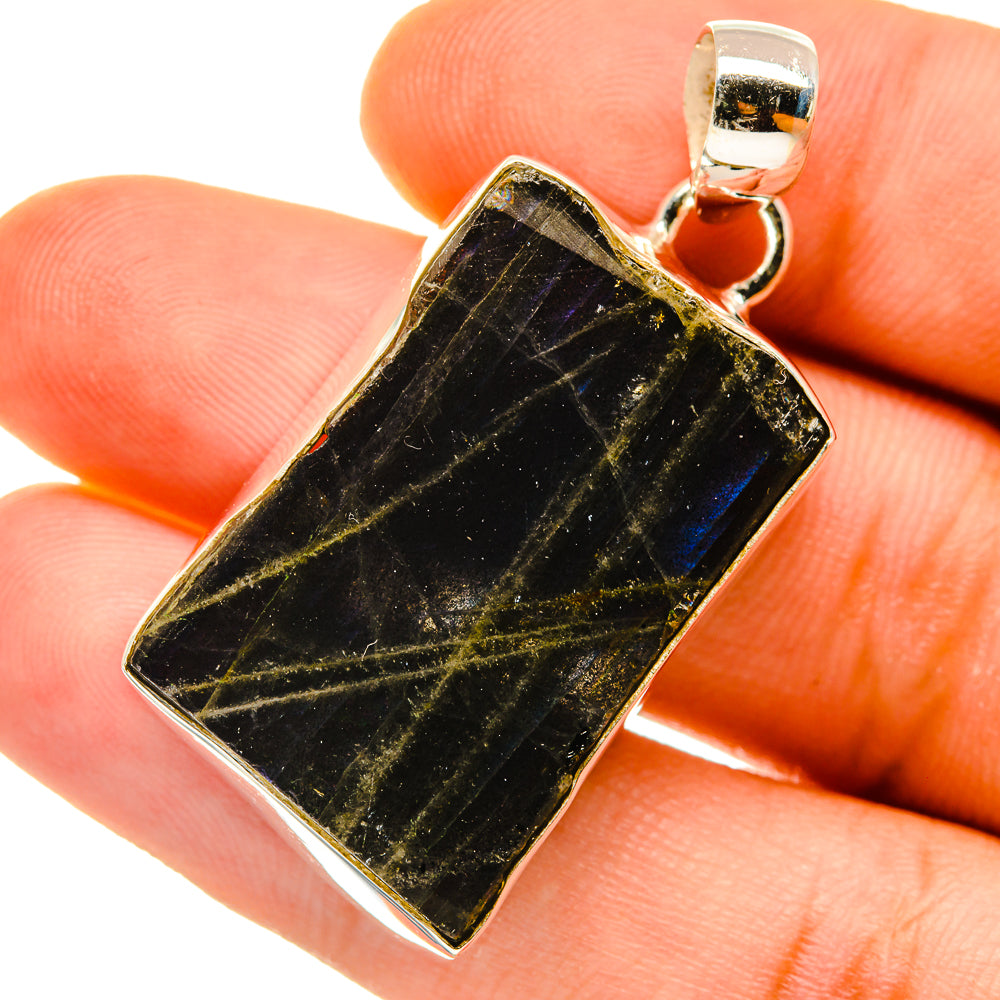 Labradorite Pendants handcrafted by Ana Silver Co - PD4396