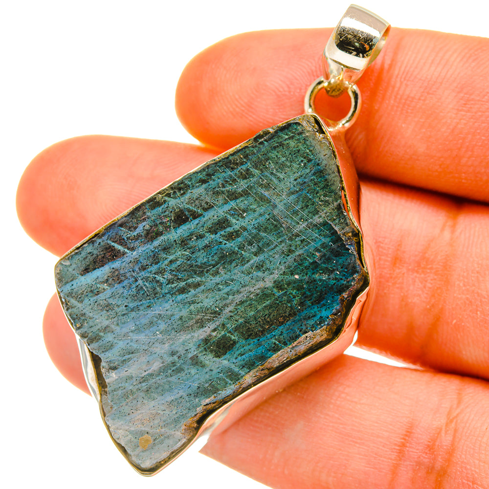 Labradorite Pendants handcrafted by Ana Silver Co - PD4542