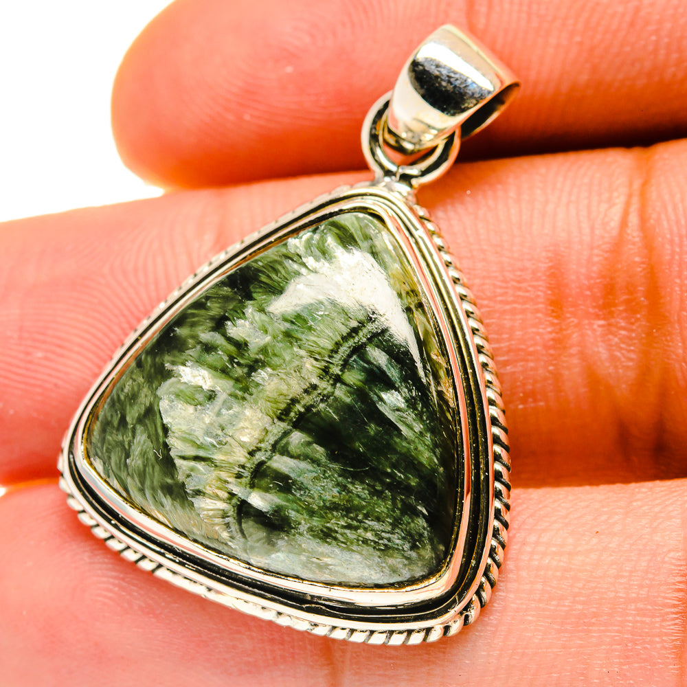 Seraphinite pendant in 925 sterling silver, teardrop green stone with rope-edge bezel