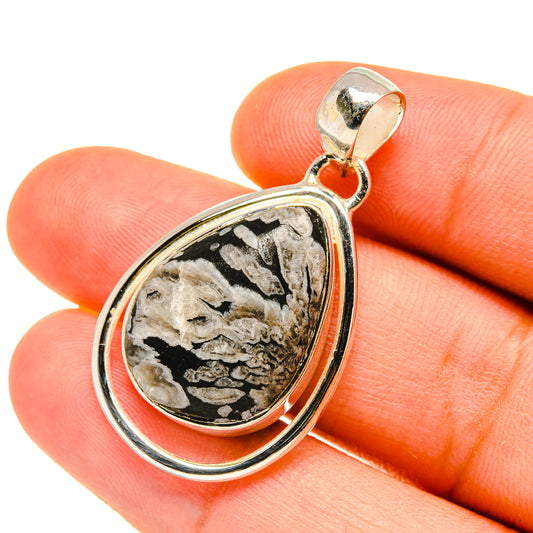 Chrysanthemum Stone Pendants handcrafted by Ana Silver Co - PD4606