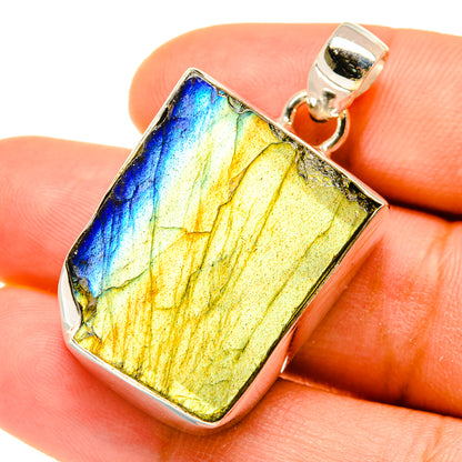 Labradorite Pendants handcrafted by Ana Silver Co - PD4634