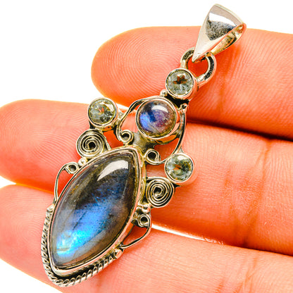 Labradorite Pendants handcrafted by Ana Silver Co - PD4671