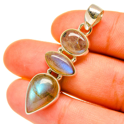 Labradorite Pendants handcrafted by Ana Silver Co - PD4673