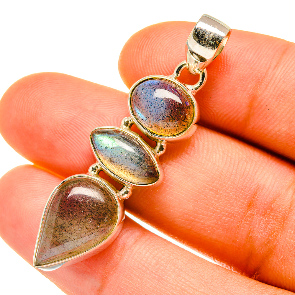 Labradorite Pendants handcrafted by Ana Silver Co - PD4675