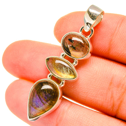Labradorite Pendants handcrafted by Ana Silver Co - PD4981
