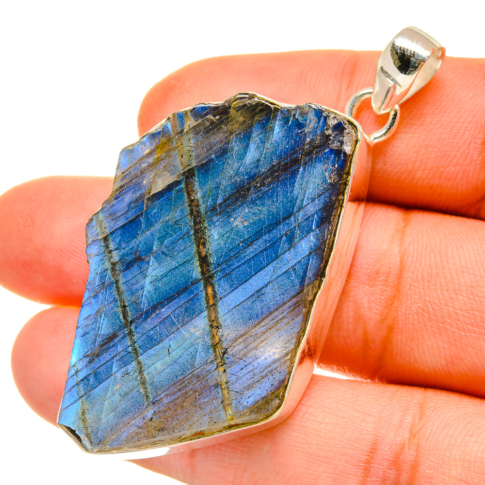 Labradorite Pendants handcrafted by Ana Silver Co - PD5030