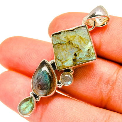 Labradorite Pendants handcrafted by Ana Silver Co - PD5198