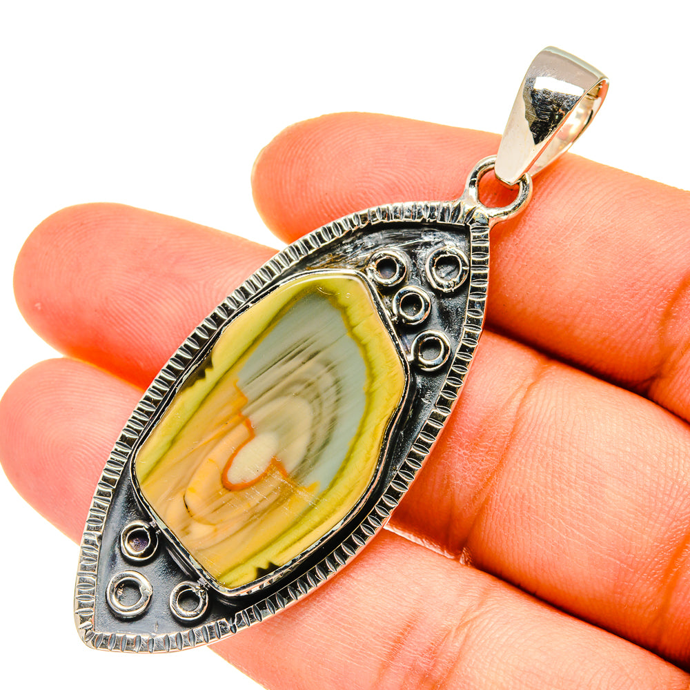 Jasper pendant with teardrop yellow-green cabochon in 925 sterling silver bezel
