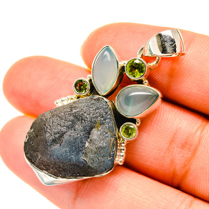 Labradorite Pendants handcrafted by Ana Silver Co - PD5593
