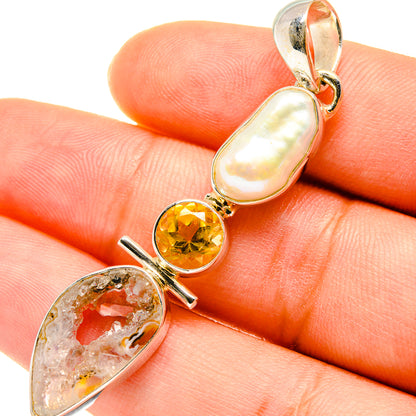 Occo Geode Pendants handcrafted by Ana Silver Co - PD5629