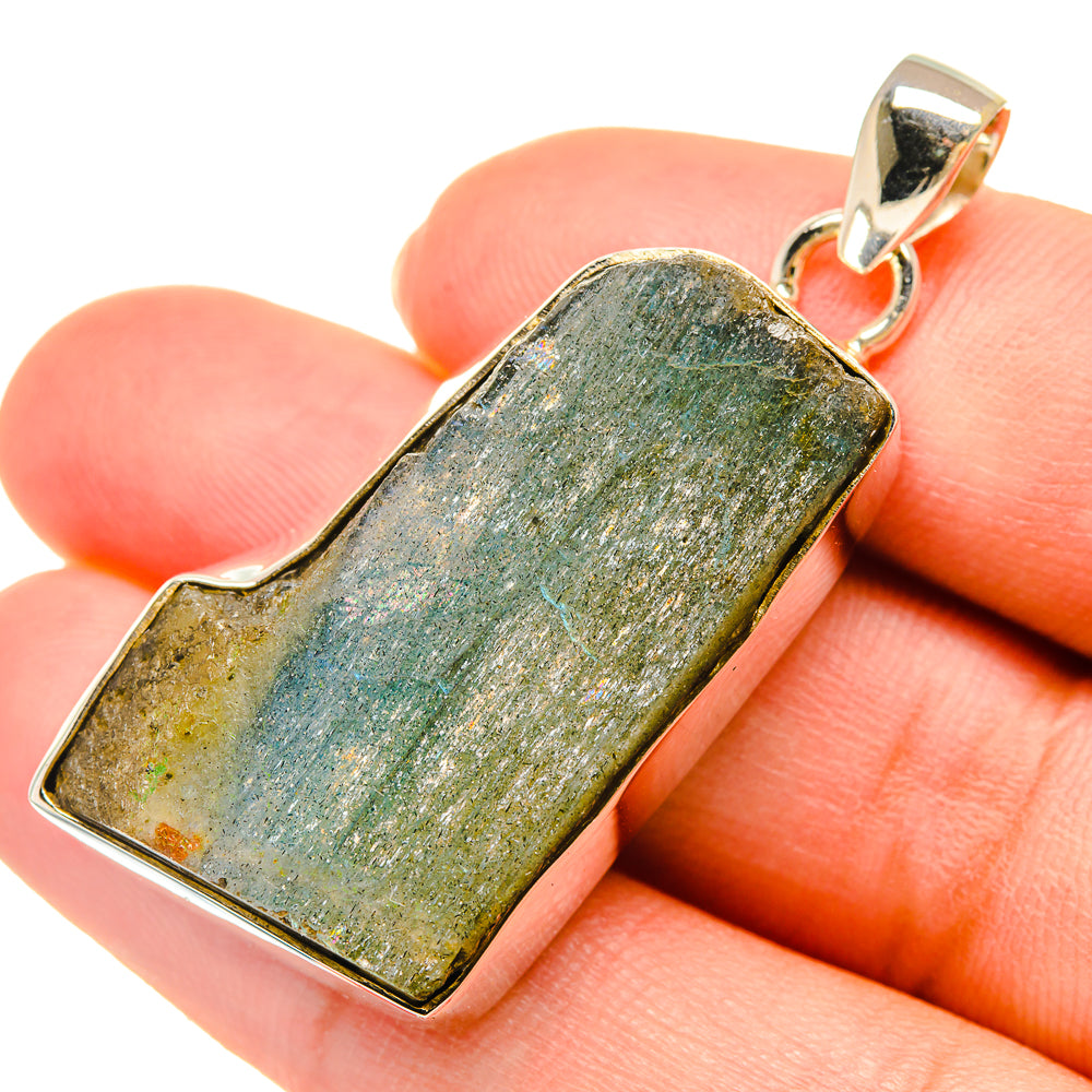 Labradorite Pendants handcrafted by Ana Silver Co - PD6046